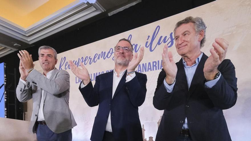 Alberto Núñez Feijóo y Manuel Domínguez presentan a Poli Suárez como candidato a la alcaldía de Las Palmas de Gran Canaria