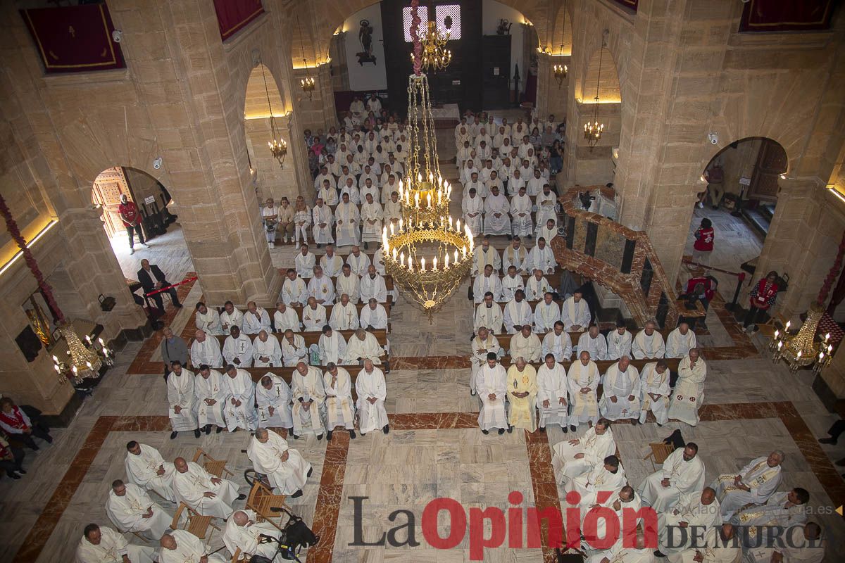 Los sacerdotes celebran la fiesta de san Juan de Ávila peregrinando a Caravaca de la Cruz