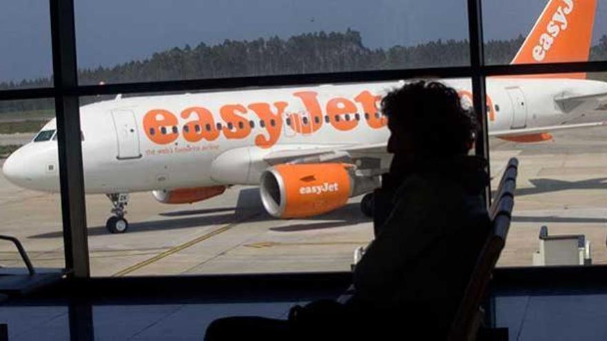 Asturianos residentes en Inglaterra piden que EasyJet mantenga los vuelos entre Londres y el Principado