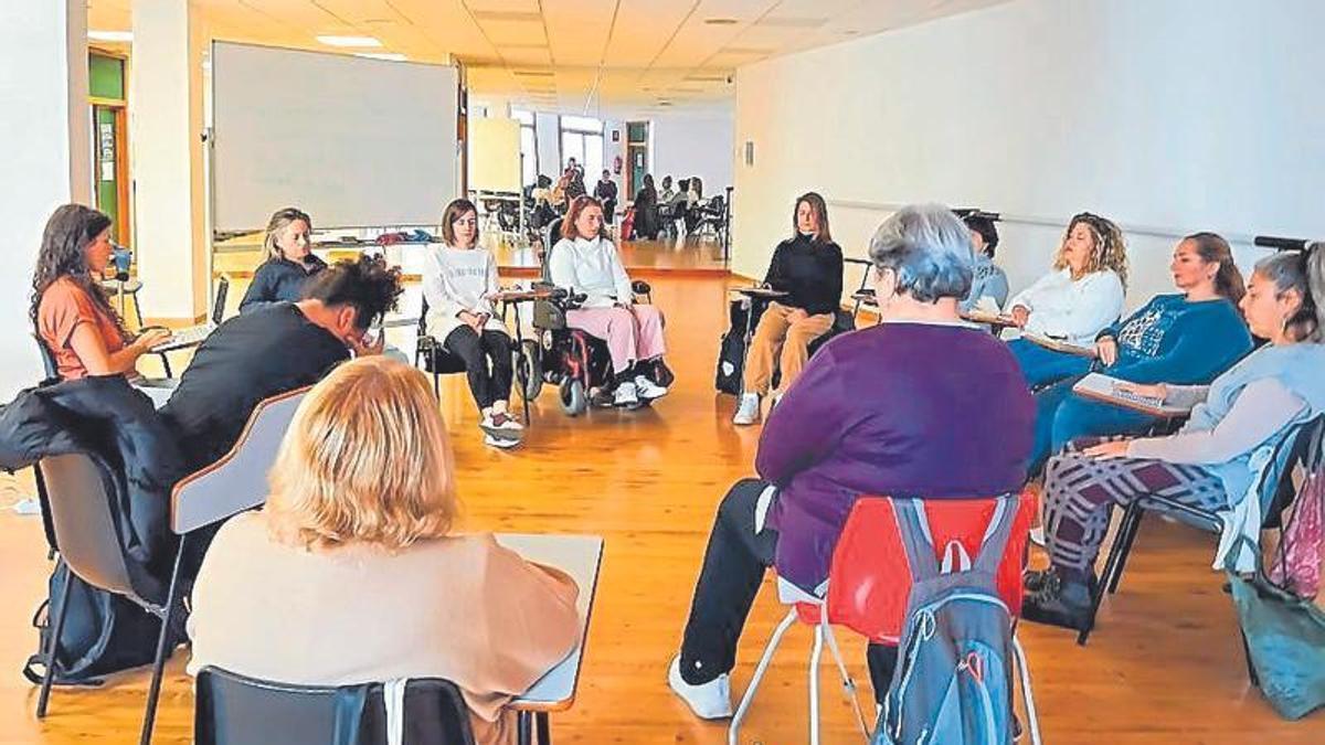 Empoderamiento y activación para el empleo de mujeres con discapacidad