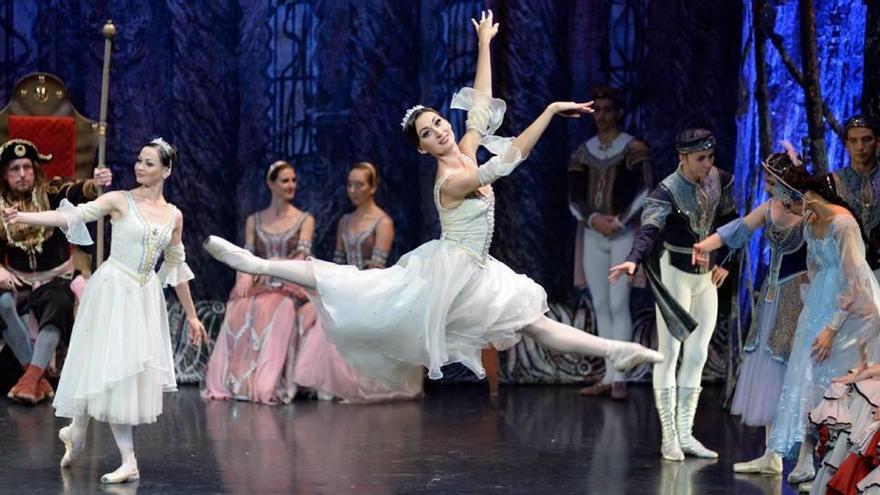 El Ballet Imperial Ruso trae a Murcia &#039;El lago de los cisnes&#039;