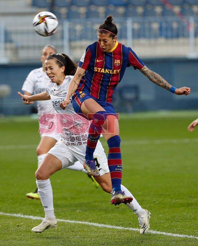 Jennifer Hermoso durante la final de la Copa de la Reina 2020 entre el FC Barcelona y el EDF Logroño disputado en el estadio La Rosaleda.