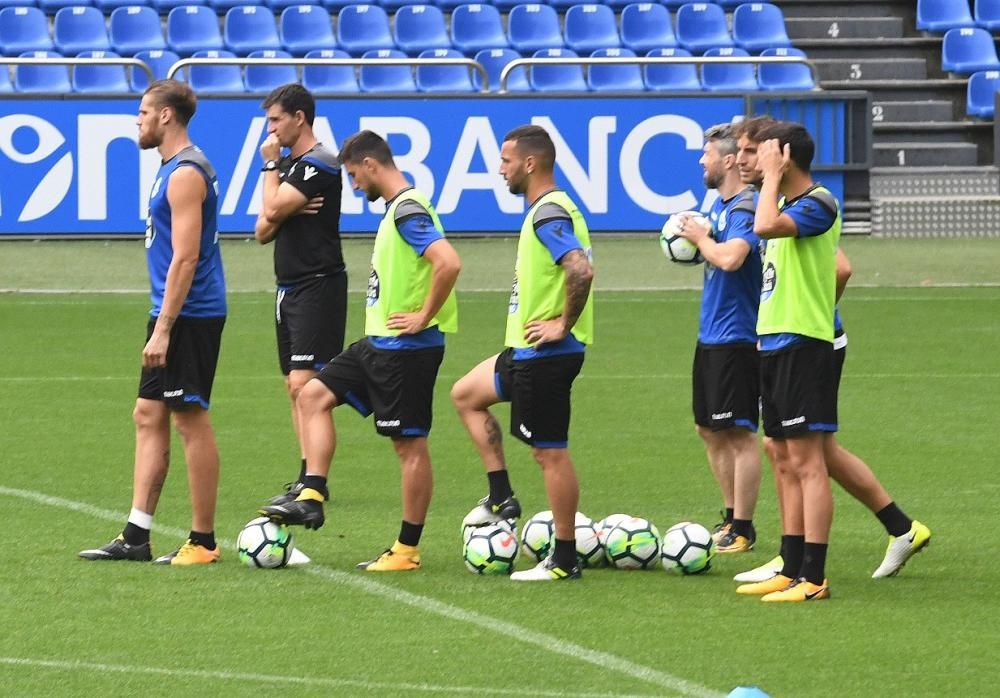 Sesión en Riazor para el duelo con el Levante