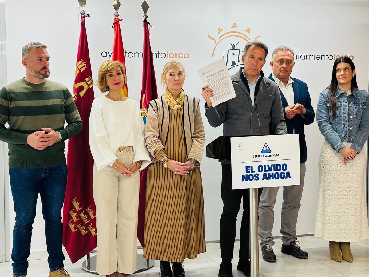 El alcalde de Lorca durante su comparecencia.