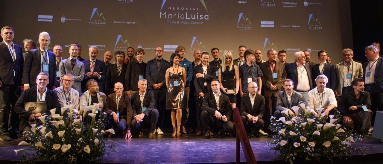 Los premiados en la 32.ª edición del Memorial “María Luisa”, ayer, en el teatro Filarmónica. | Jaime Casanova