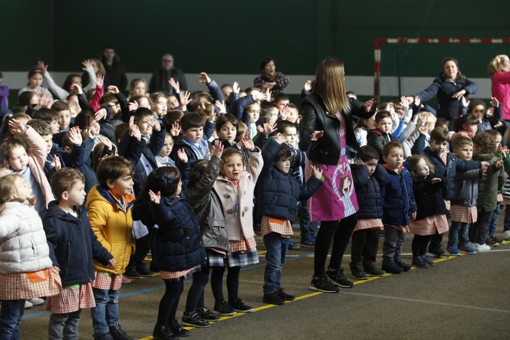 Día de la Paz en el Colegio La Vallina de Luanco