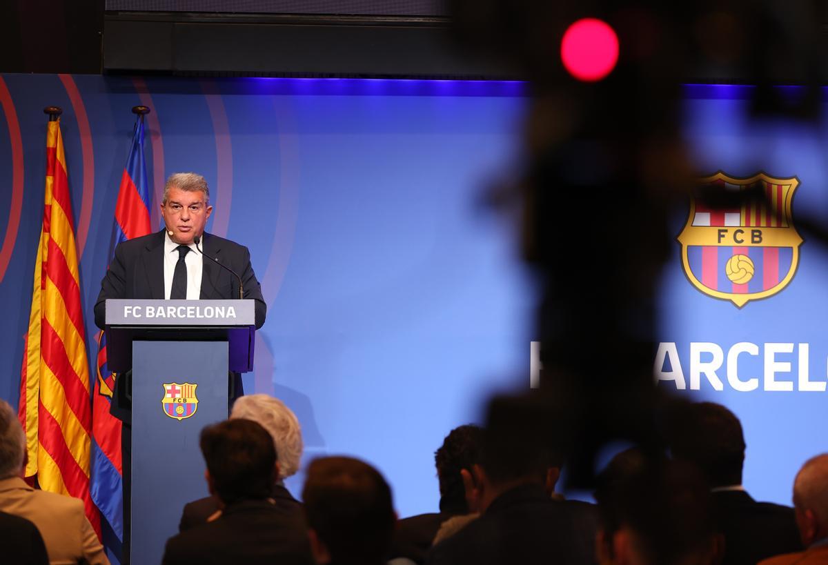 Laporta, durante su comparecencia ante los medios.