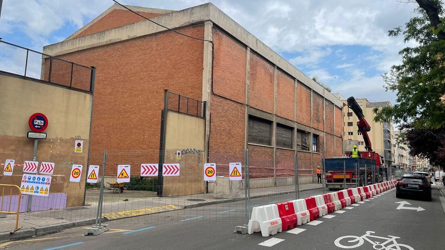 La piqueta sigue adelante: la Justicia deniega la paralización del derribo del antiguo colegio Jesús y María