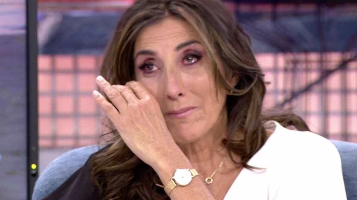 Paz Padilla llorando en un programa de Telecinco.
