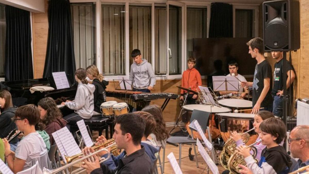 Alumnos de la escuela municipal de música Sant Andreu.