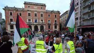 Unas 400 personas claman en Castellón por un embargo total de armas a Israel