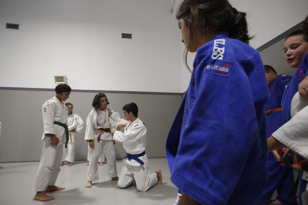 Los niños del campus de verano de judo del Quirina