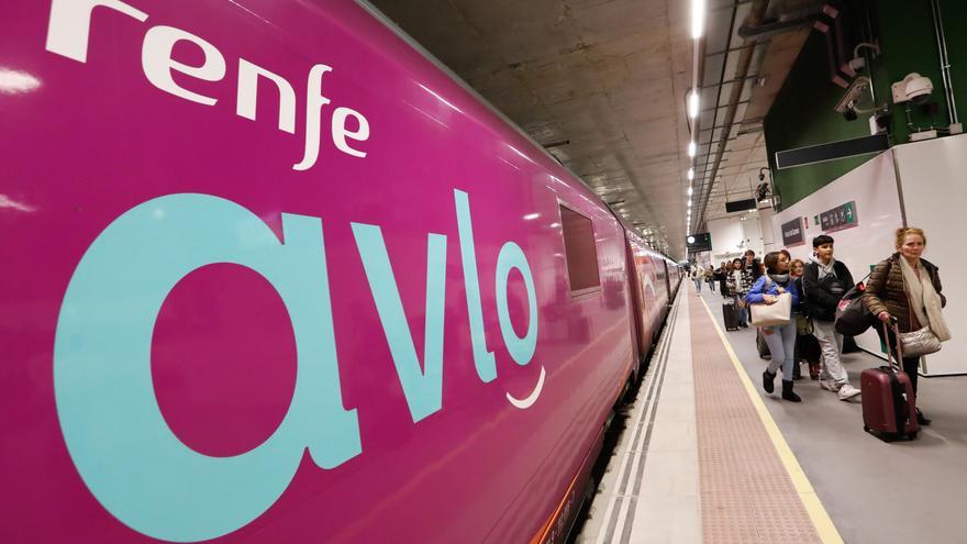 Renfe pone en marcha los nuevos trenes Avlo en Galicia y Asturias