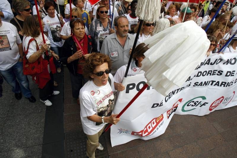 Fotogalería:  Manifestación en favor de los trabajadores de limpieza