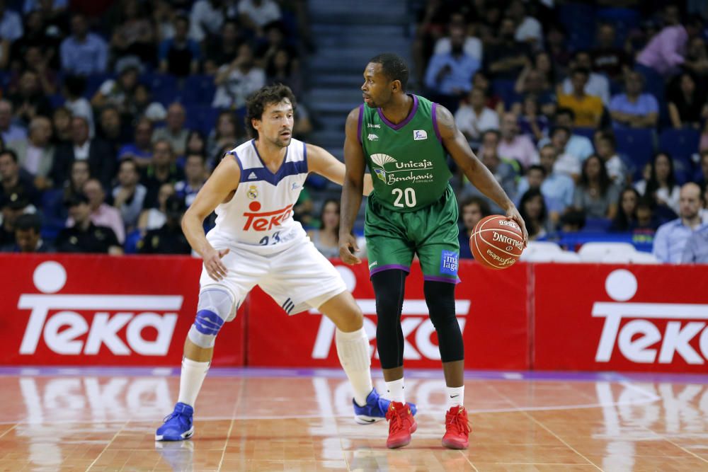 El Unicaja dio la cara en el BarclayCard Center ante el vigente campeón de Liga, el Real Madrid.