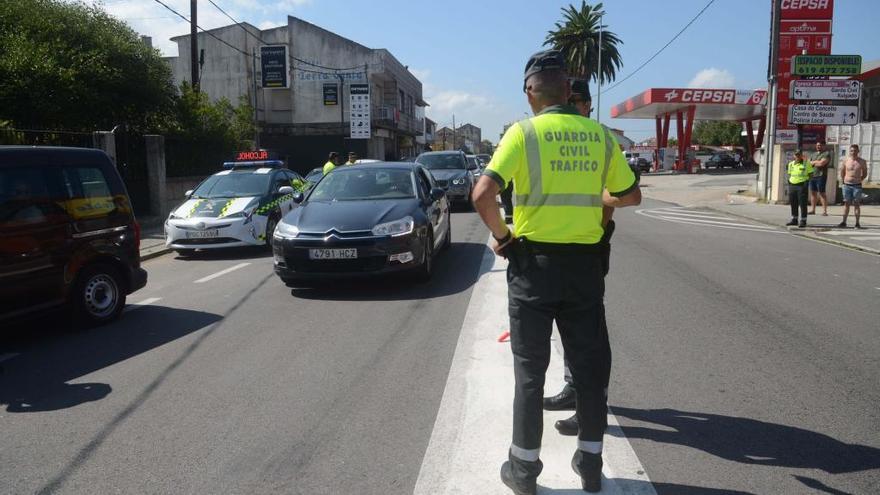La Guardia Civil detecta 140 positivos en alcohol y 3 en drogas en los controles de la Festa do Albariño