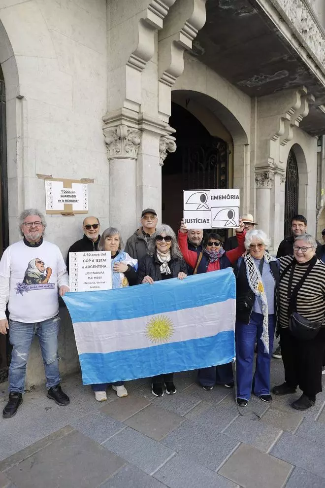 Les imatges de la concentració pels 50 anys del cop d'estat a Argentina