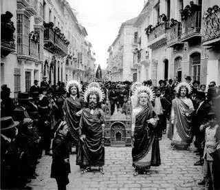 Fotografías centenarias de la Semana Santa de Puente Genil