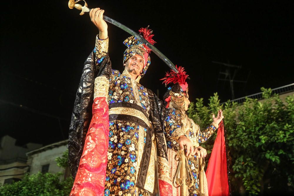 Las comparsas Benimerines y Sarracenos cierran los desfiles de Moros y Cristianos y dan paso hoy a la procesión de San Roque y la Despedida del Santo