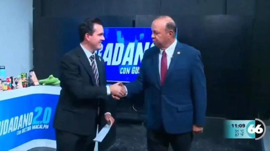 Acomiaden en directe a un presentador de televisió a Mèxic
