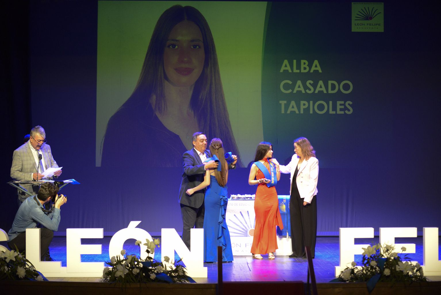 Graduación de bachilleres y alumnos de FP y Ciclos Formativos del IES León Felipe