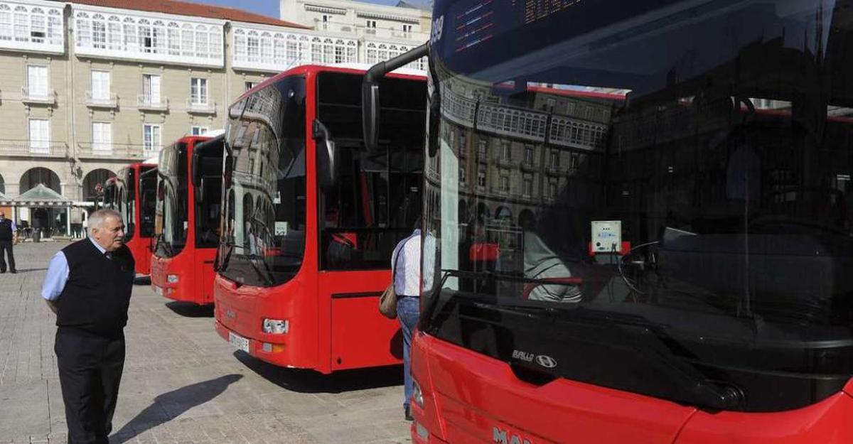 Presentación de las últimas adquisiciones de la Compañía de Tranvías, en María Pita, el pasado año.