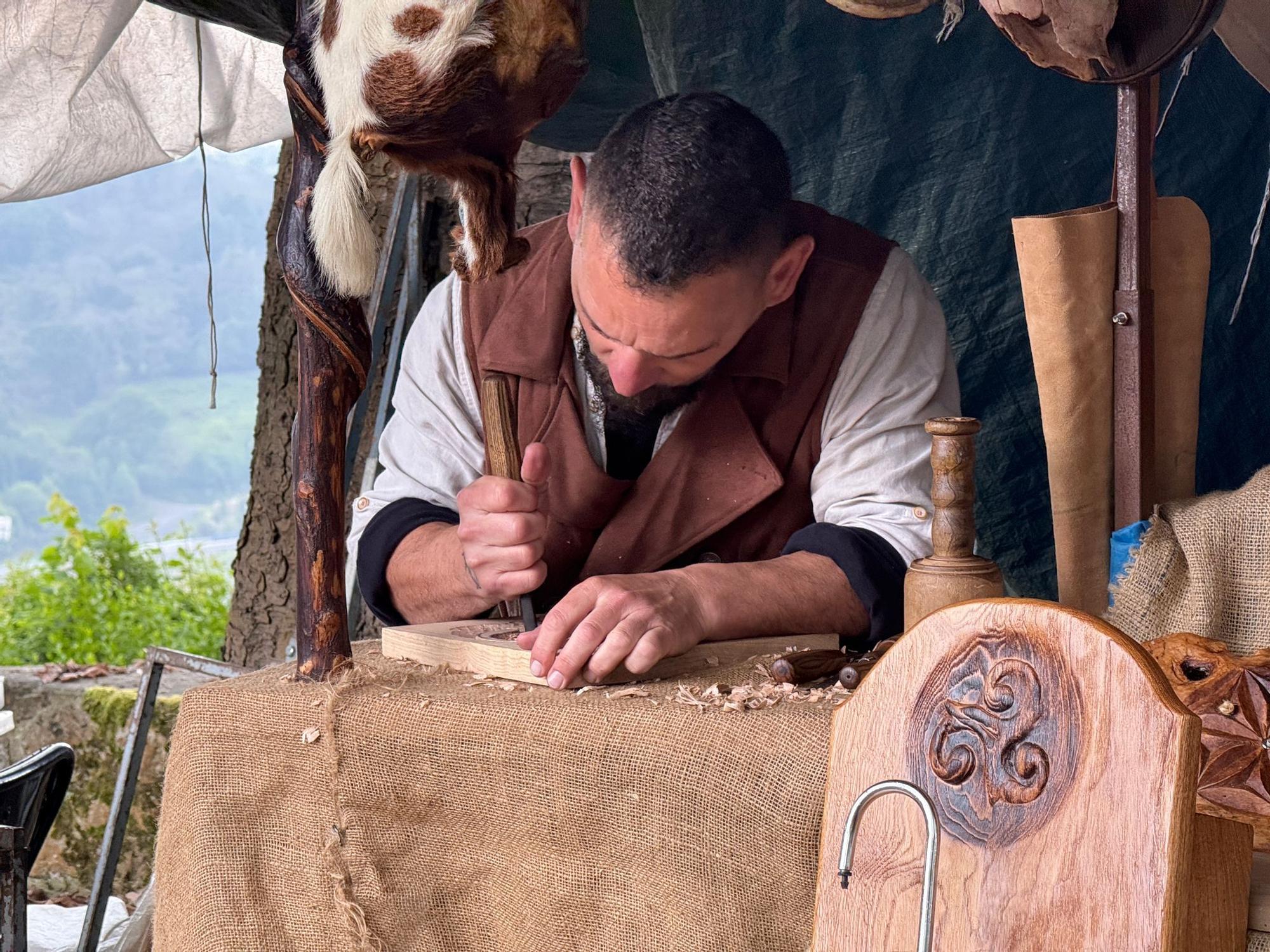 Santa Marina se llena de artesanía y oficios