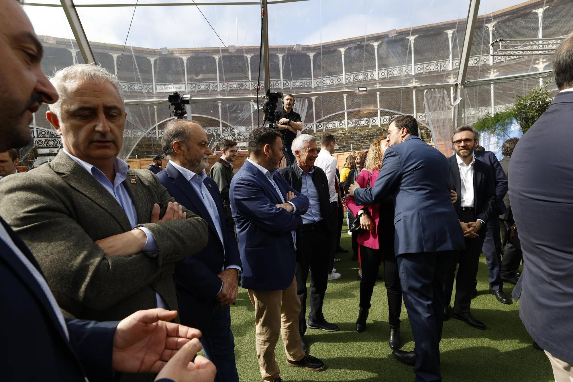 EN IMÁGENES: Así fue el encuentro en Gijón de alcaldes y alcaldesas asturianas dentro del Foro del Municipalismo