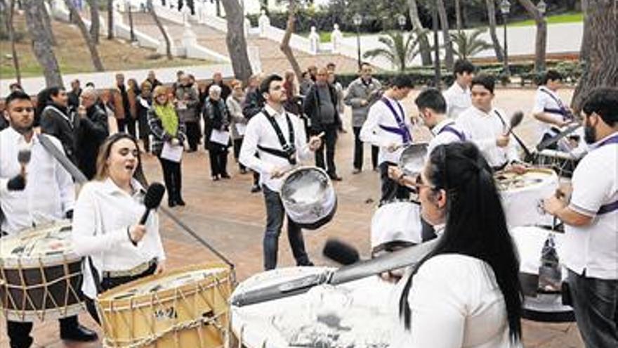 Un viacrucis por el termet anuncia la semana santa