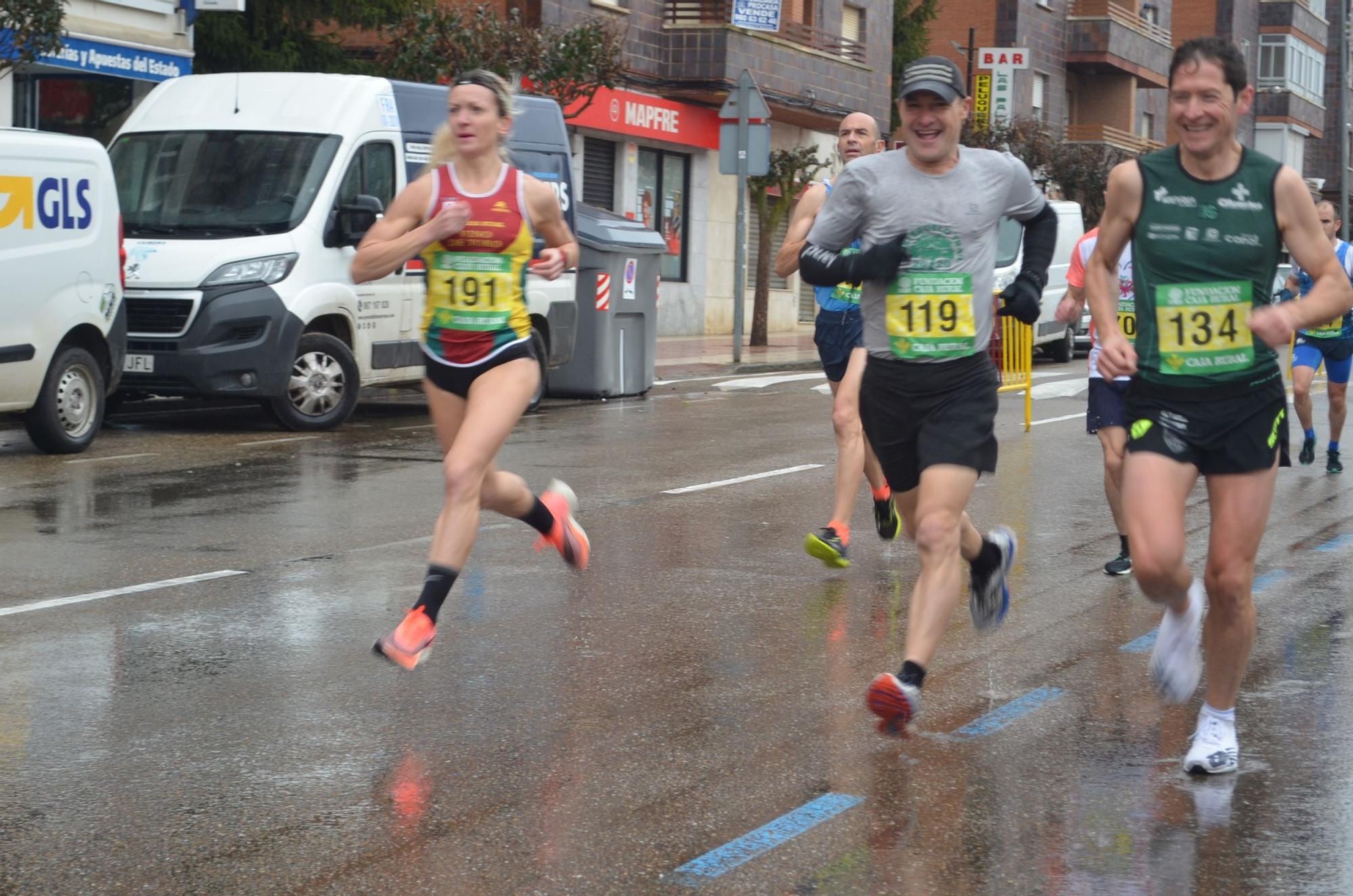 La XV Carrera Popular de Navidad de Benavente, en imágenes