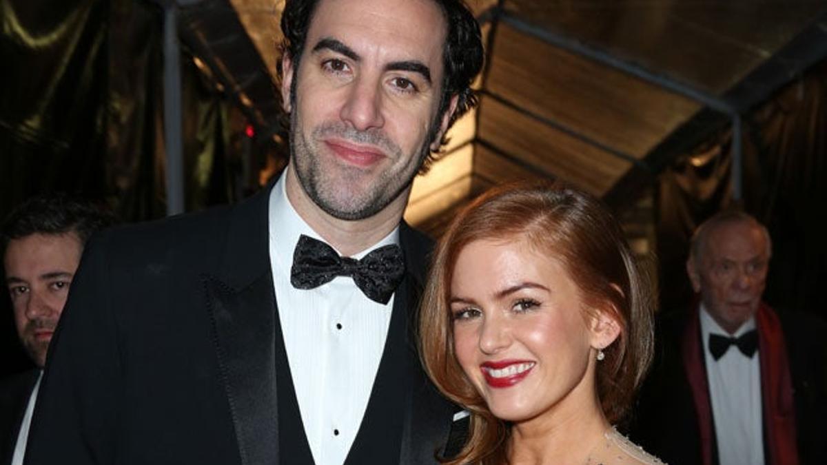 Isla Fisher y Sacha Baron Cohen, padres de un niño