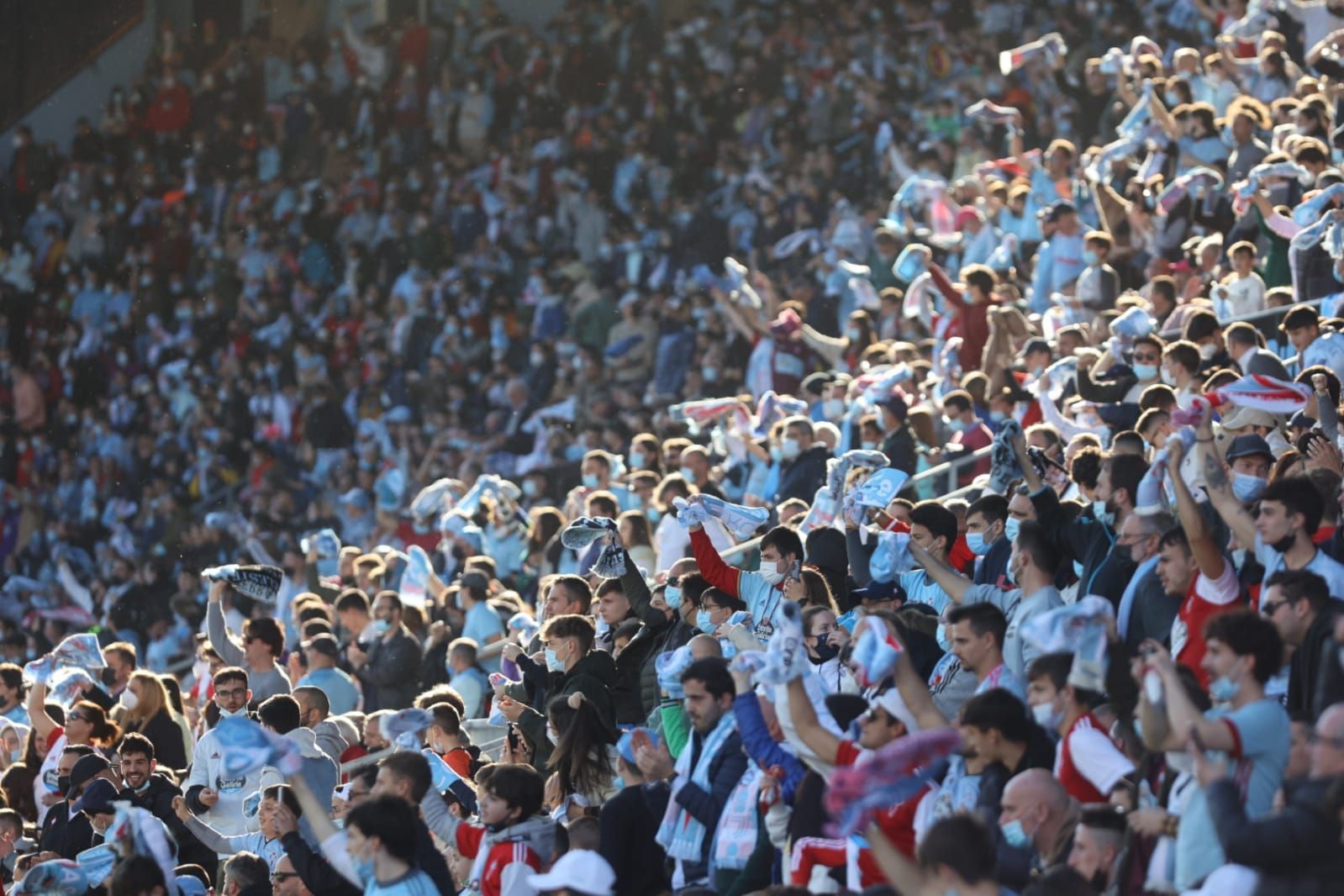 Así se está viviendo el cara a cara entre el Celta y el Madrid en Balaídos