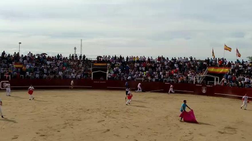 Muere un torilero en la plaza de toro de Benavente tras sufrir una cogida