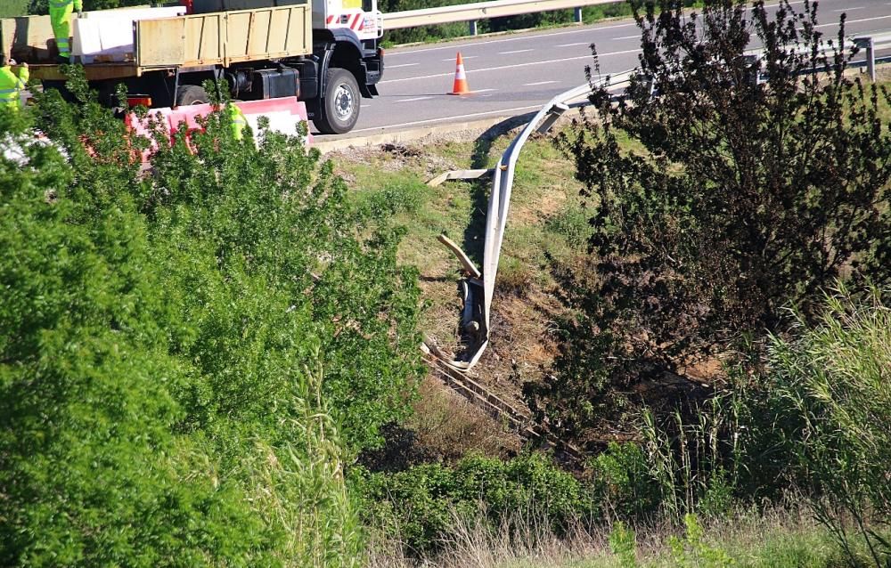 La tanca del tot aixafada per l'accident