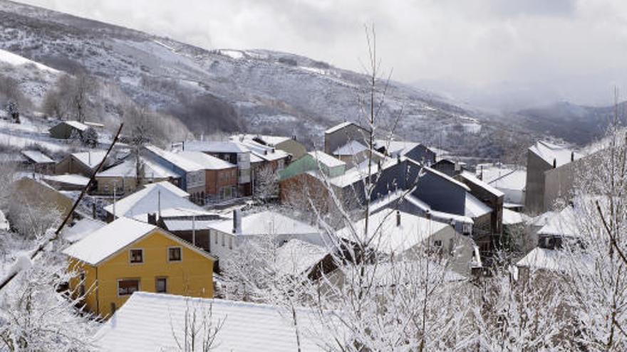 El temporal de nieve en Galicia deja medio centenar de incidencias esta noche
