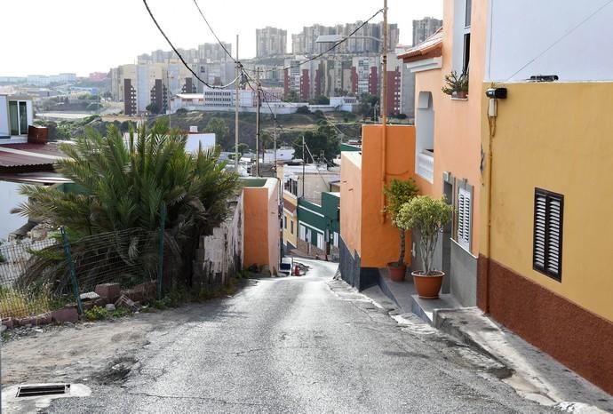 16/01/2019 JINAMAR. TELDE. Calle Granada en Jinamar en mal estado. Fotografa: YAIZA SOCORRO.