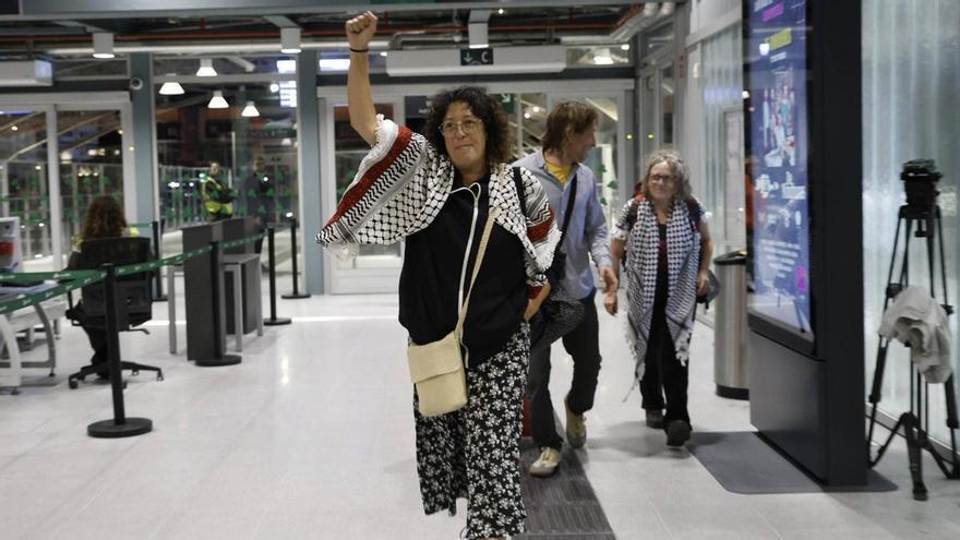 El asalto israelí reduce la Flotilla a tres barcos: una abogada residente en Compostela, la única gallega que sigue rumbo a Gaza