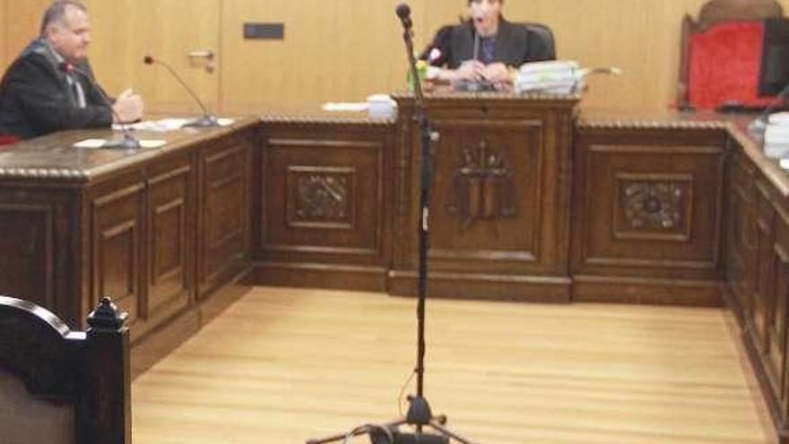 El juicio se celebró ayer en el Penal 1 de Ourense. // I. Osorio