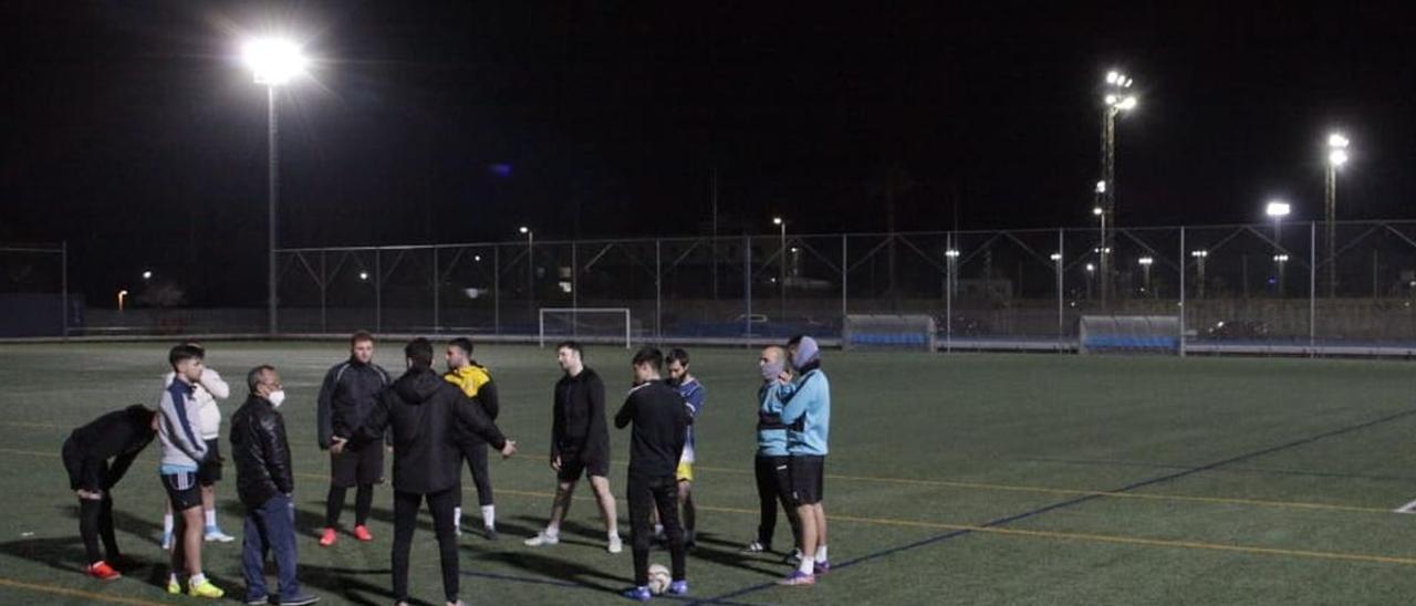 Instalaciones deportivas como la Ciutat Esportiva Municipal (CEM) de Vila-real consumen gran cantidad de luz.