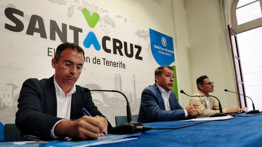 El popular Carlos Tarife y el nacionalista José Manuel Bermúdez. | | MARÍA PISACA