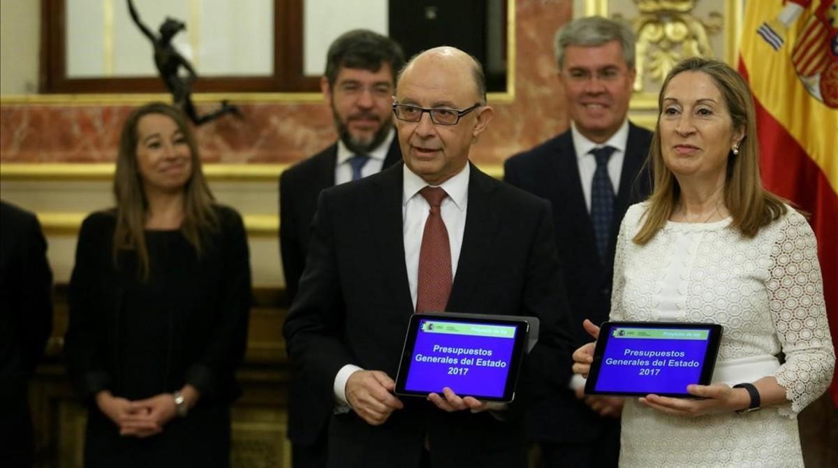 jjubierre37924281 madrid 04 04 2017 el ministro de hacienda y funci n publica 170404100450