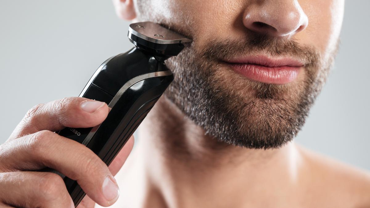▷ Chollo Afeitadora corporal Philips Serie 7000 por sólo 49,99€ con envío  gratis (44% de descuento)