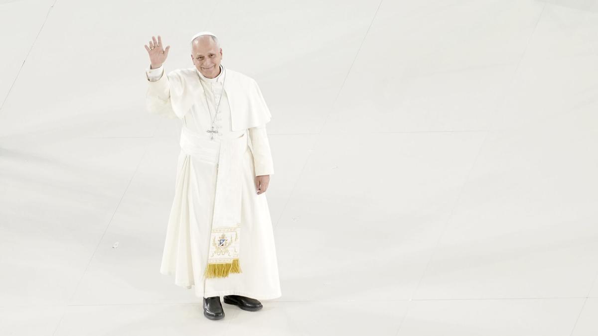 Encuentro multitudinario del Papa León XIV con la comunidad diocesana en el Santiago Bernabéu