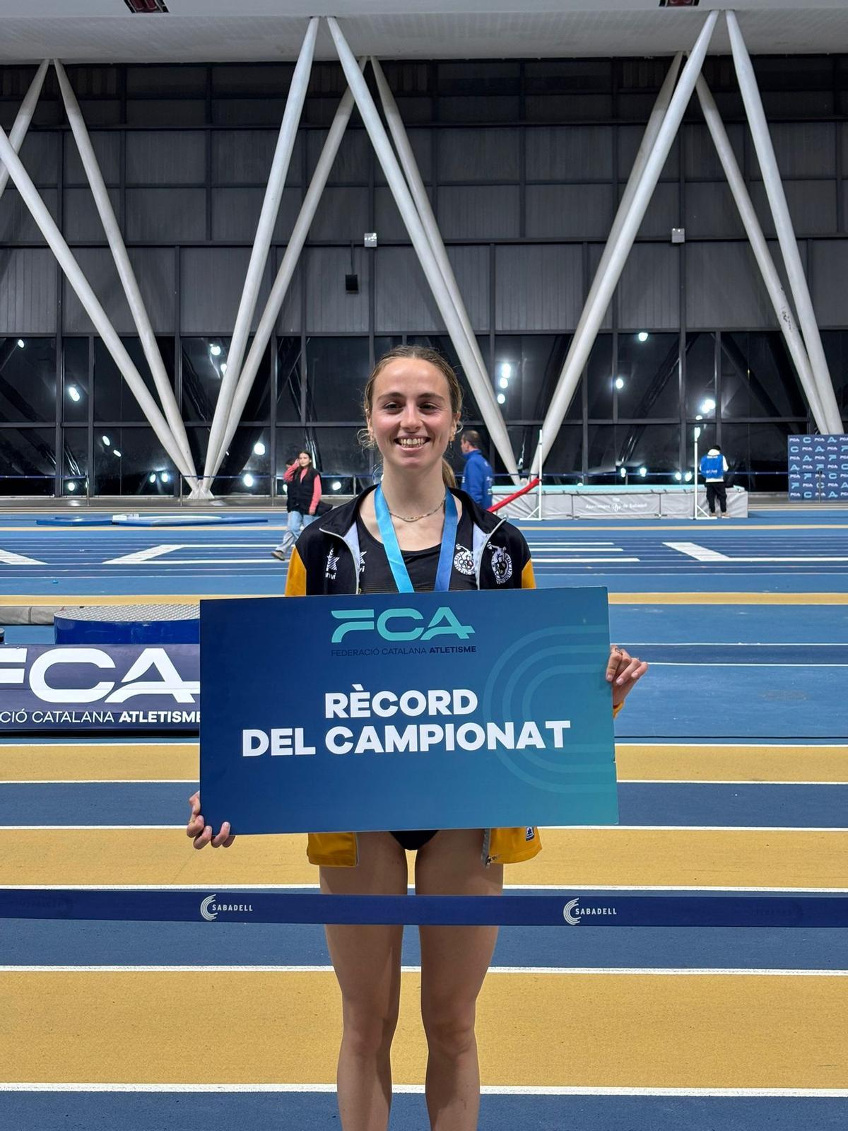 Anna Torras, amb l'or i el cartell de rècord del campionat a Sabadell
