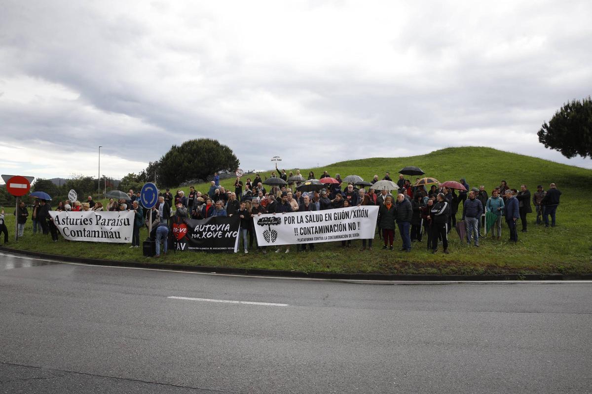 Así fue la nueva movilización vecinal en Gijón por el vial de Jove (en ...