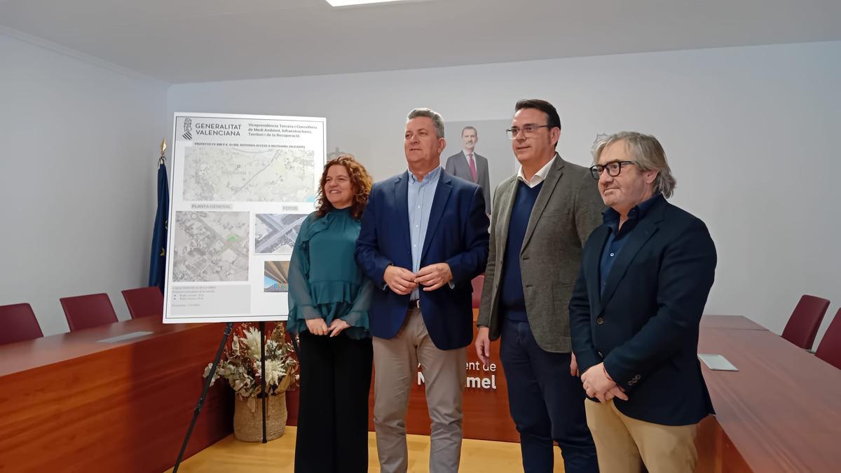 El conseller y el alcalde, en la presentación del proyecto