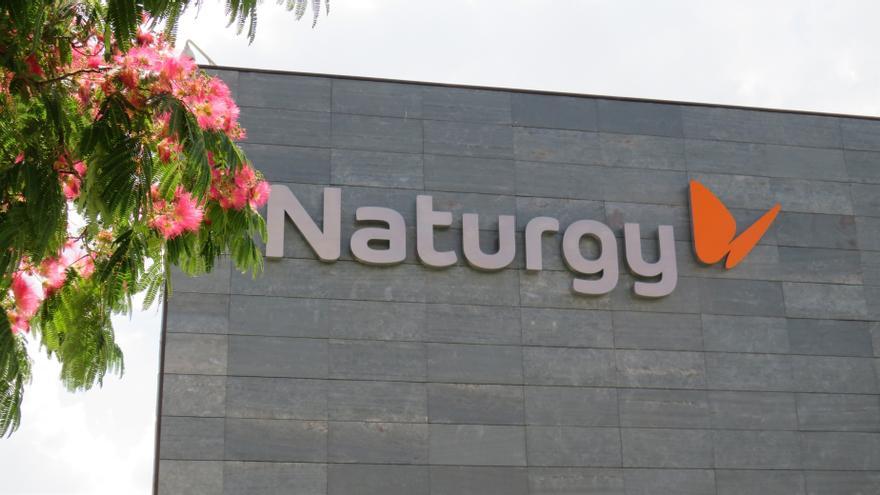 El Gobierno exigirá a Abu Dabi garantías de empleo y de inversión para aprobar la compra de Naturgy
