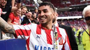 Ángel Correa se despidió de la afición del Atlético tras el partido frente al Betis