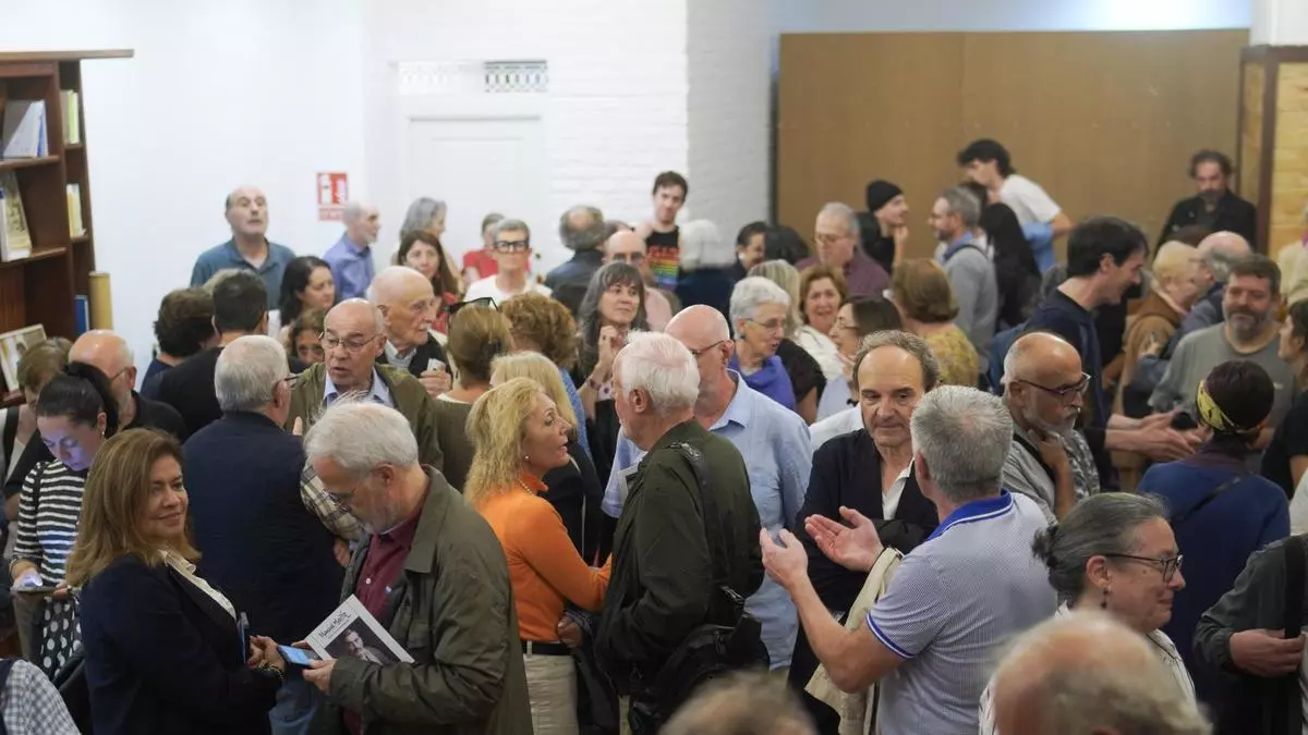 A Coruña abre o centro cultural Manuel María para a promoción da cultura galega