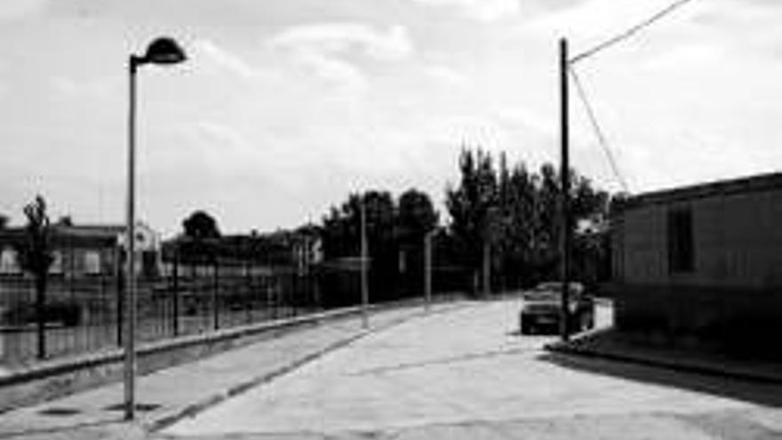 La entrada al colegio se ha renovado para ganar seguridad